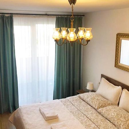 Elegantza Suites براشوف المظهر الخارجي الصورة